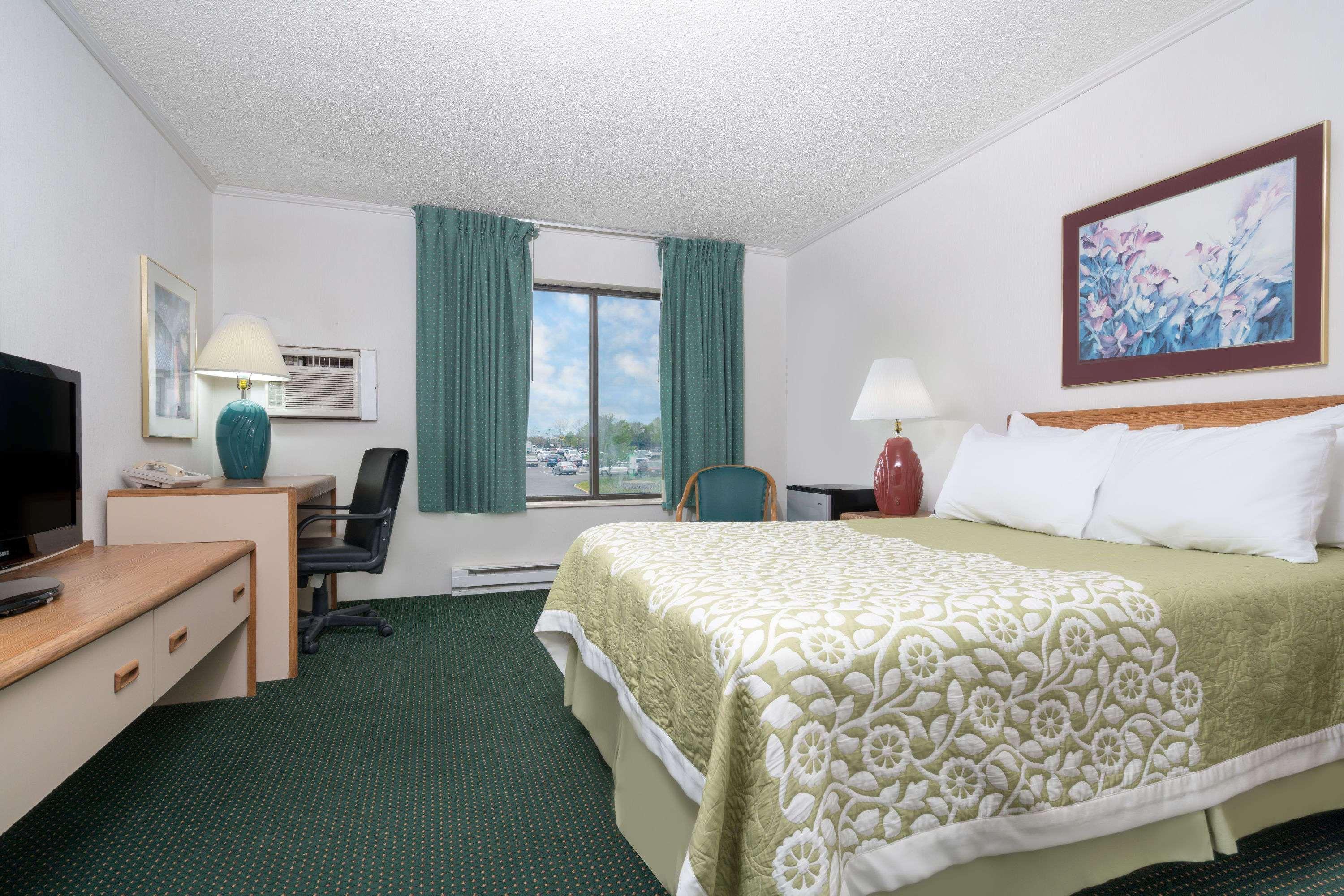 Days Inn By Wyndham St Cloud Saint Cloud Extérieur photo