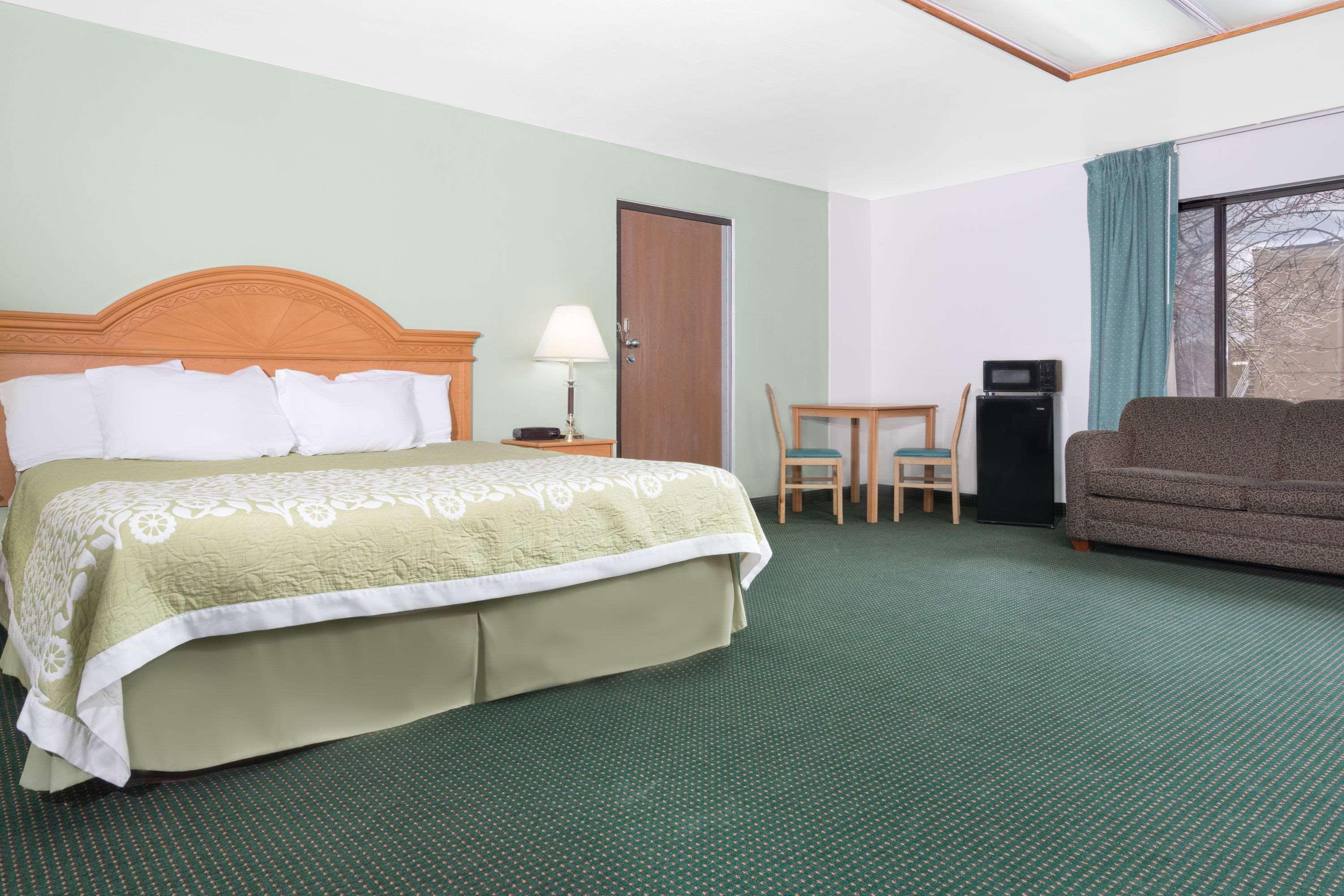Days Inn By Wyndham St Cloud Saint Cloud Extérieur photo